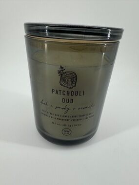 DW Home 2-Wick Candle Patchouli Oud 15.1 oz 428.1 g Burn Time 56 Hours